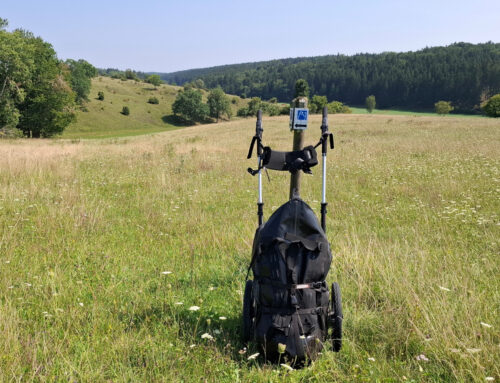 Albschäferweg: Wanderung mit Pilgerwagen